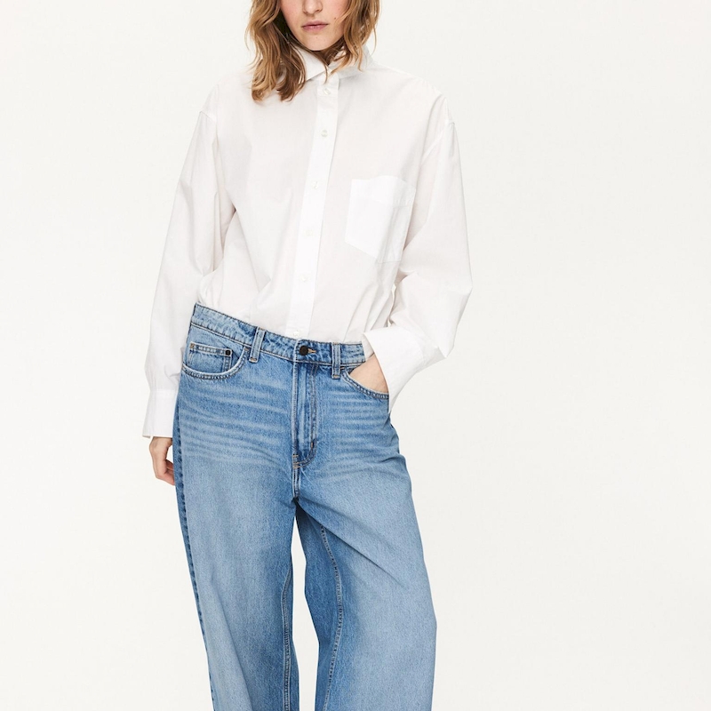 What Length Jeans for a 5’4 Woman: A Comprehensive Guide