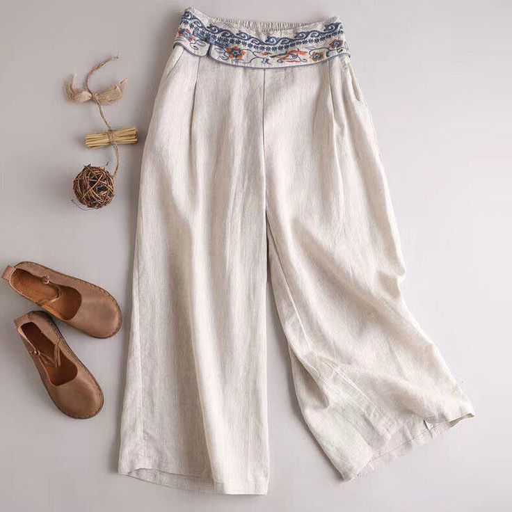 Women’s Linen Pants: Perfect Pairing with Summer Accessories