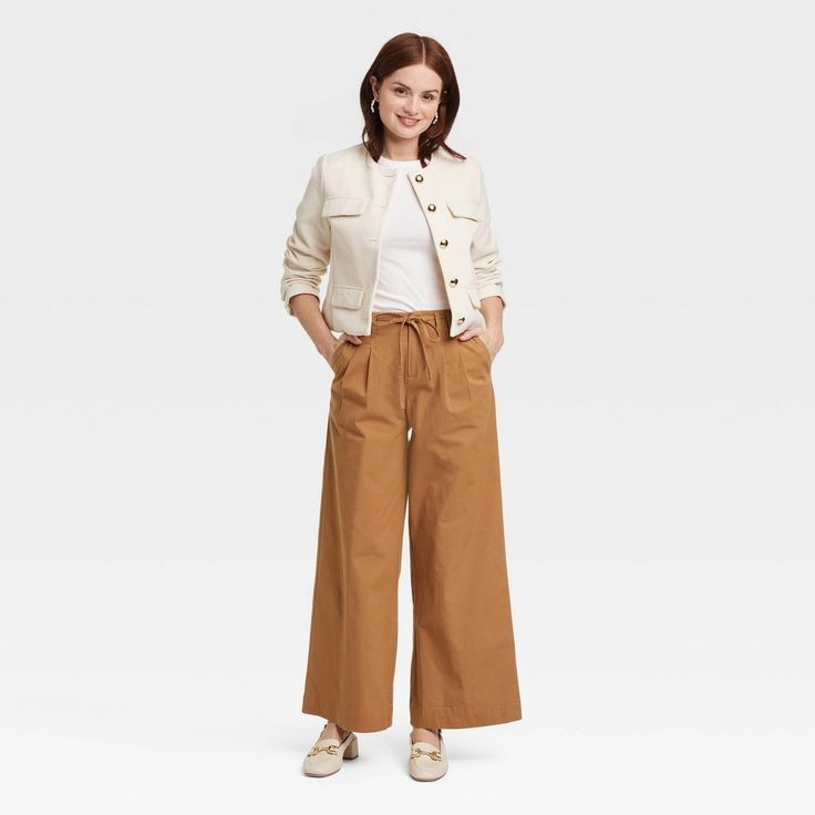 Wide-leg pants