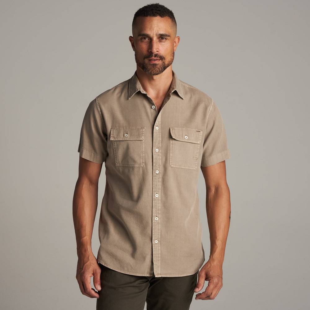 short sleeve shirt