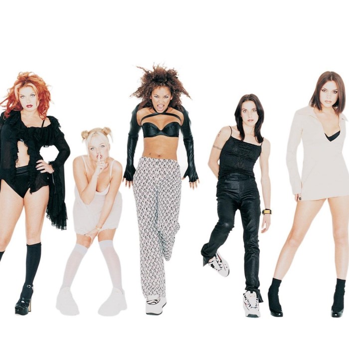 sporty spice wannabe outfit